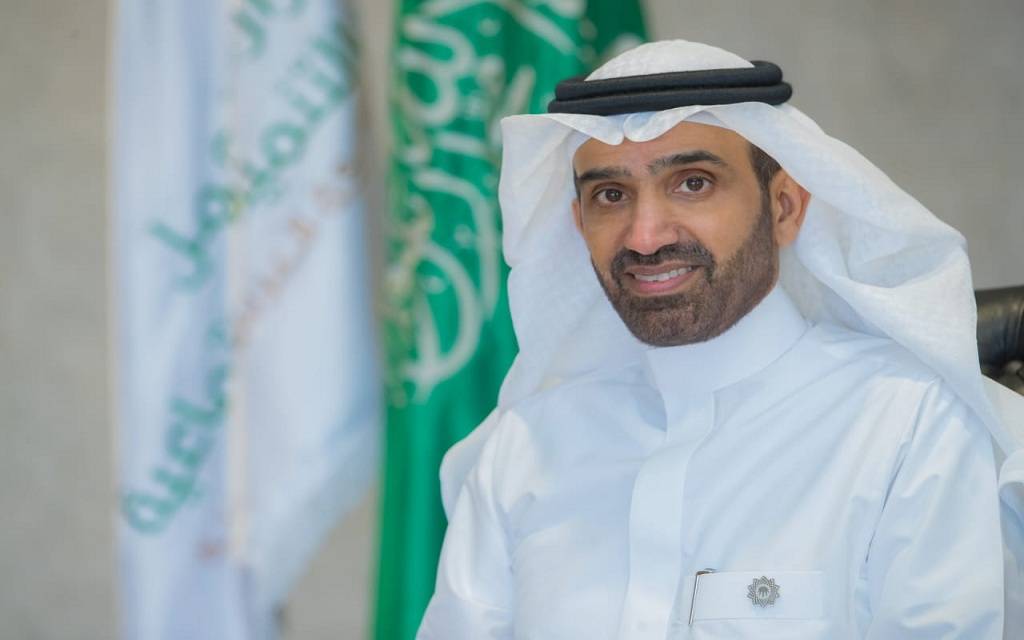 وزير الموارد البشرية السعودي يعلن برنامج دعم الأجور لتحفيز توطين القطاع الصناعي