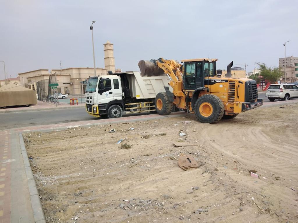 بلدية الجبيل تطلق حملة نظافة واسعة تحت شعار 