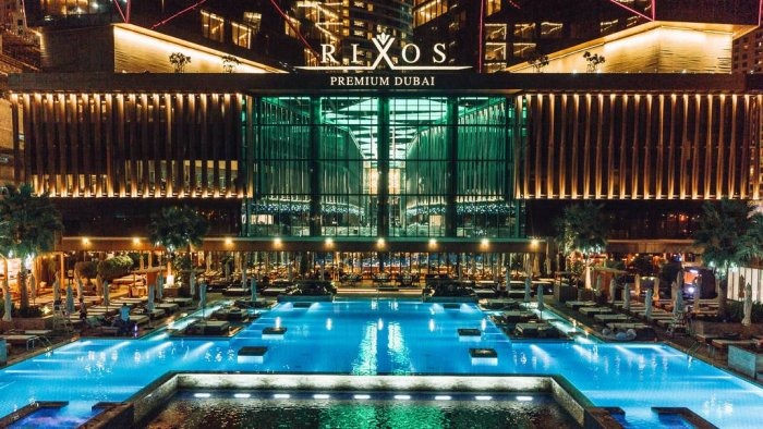 فندق ريكسوس بريميوم دبي تجربة مميزة بالخيال وغنية بالحلم 