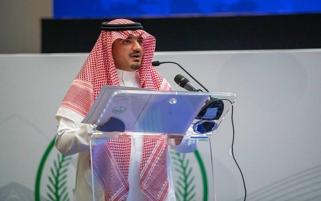 وزير الداخلية يدشن جواز السفر السعودي الإلكتروني الجديد