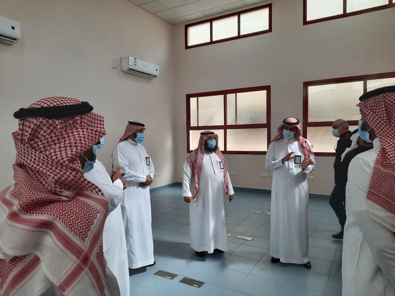 بطاقة استيعابية تبلغ ٦٣٠ طالبا مدير تعليم الشرقية يدشن المبنى المدرسي الجديد لمتوسطة الخليج 