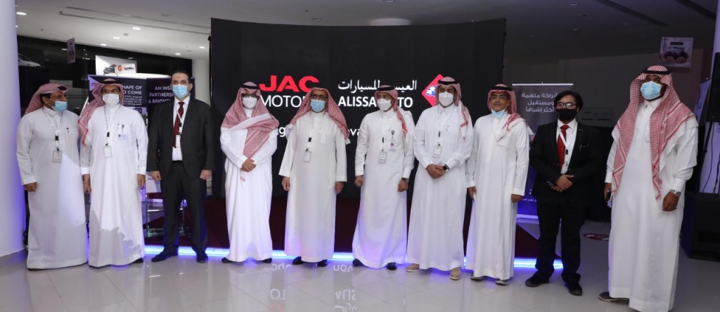 عبد اللطيف العيسى للسيارات تفتتح أكبر صالة عرض و مركز صيانة لسيارات في مدينة الرياض