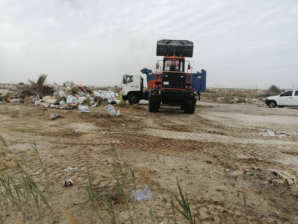 بلدية رأس تنورة ترفع 3 أطنان مخلفات ضمن حملة نظافة في قرية شعاب خلال أسبوع 