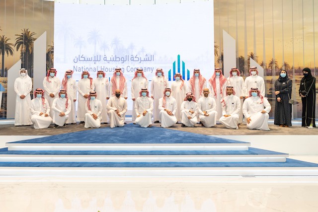 اطلق برنامج “واعد” لتأهيل المهندسين السعوديين حديثي التخرج “الوطنية للإسكان”