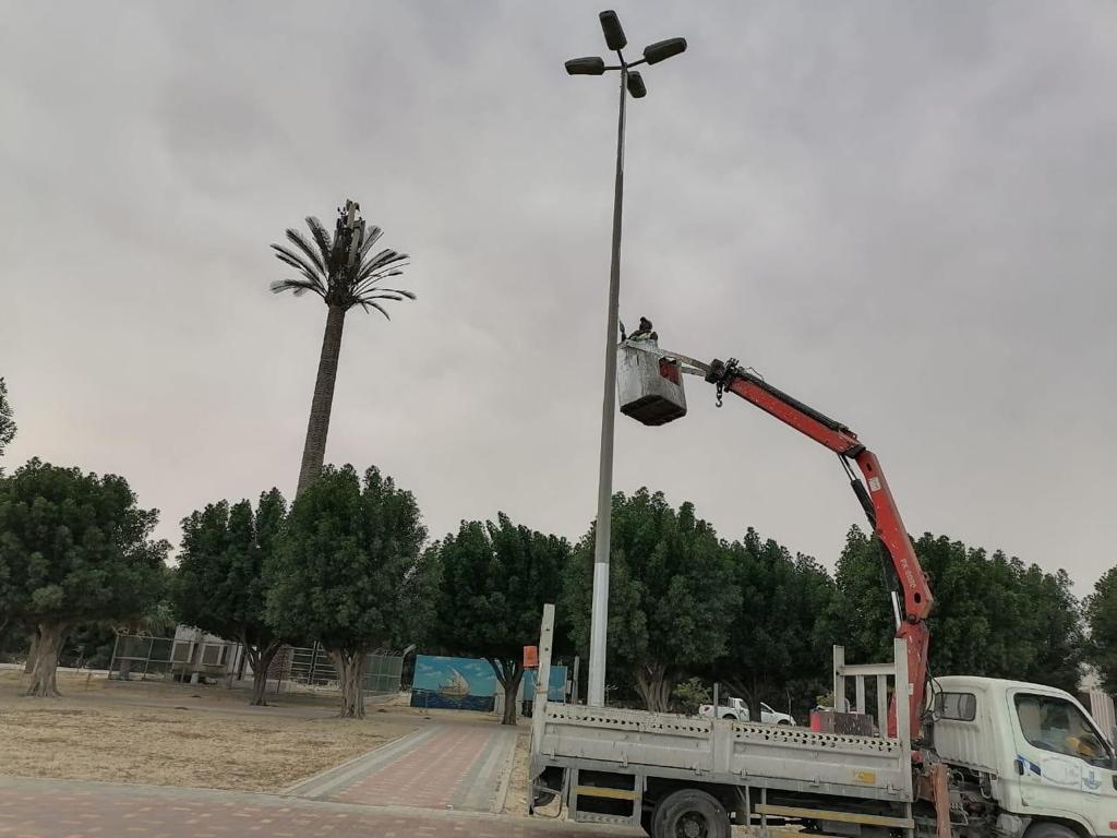 بلدية الجبيل تنتهي من إصلاح أربعة آلاف متر مربع من الأسفلت والأرصفة في مختلف شوارع المحافظة