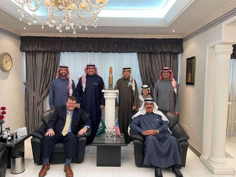 القنصل الأمريكي العام في زيارة خاصة لرجل الأعمال الأستاذ محمد بن مجعد العرجي