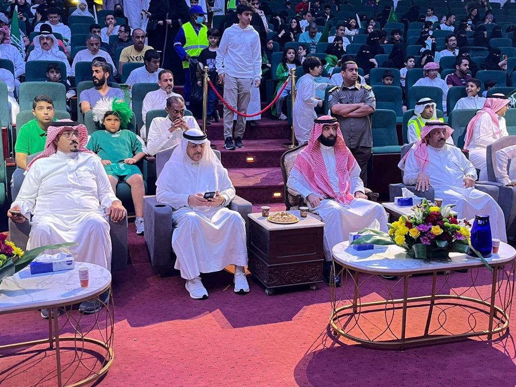 بلدية رأس تنورة: مشاركة أكثر من 3 آلاف زائر وفعاليات متنوعة، لدعم المنتخب السعودي في كأس العالم ٢٠٢٢ *